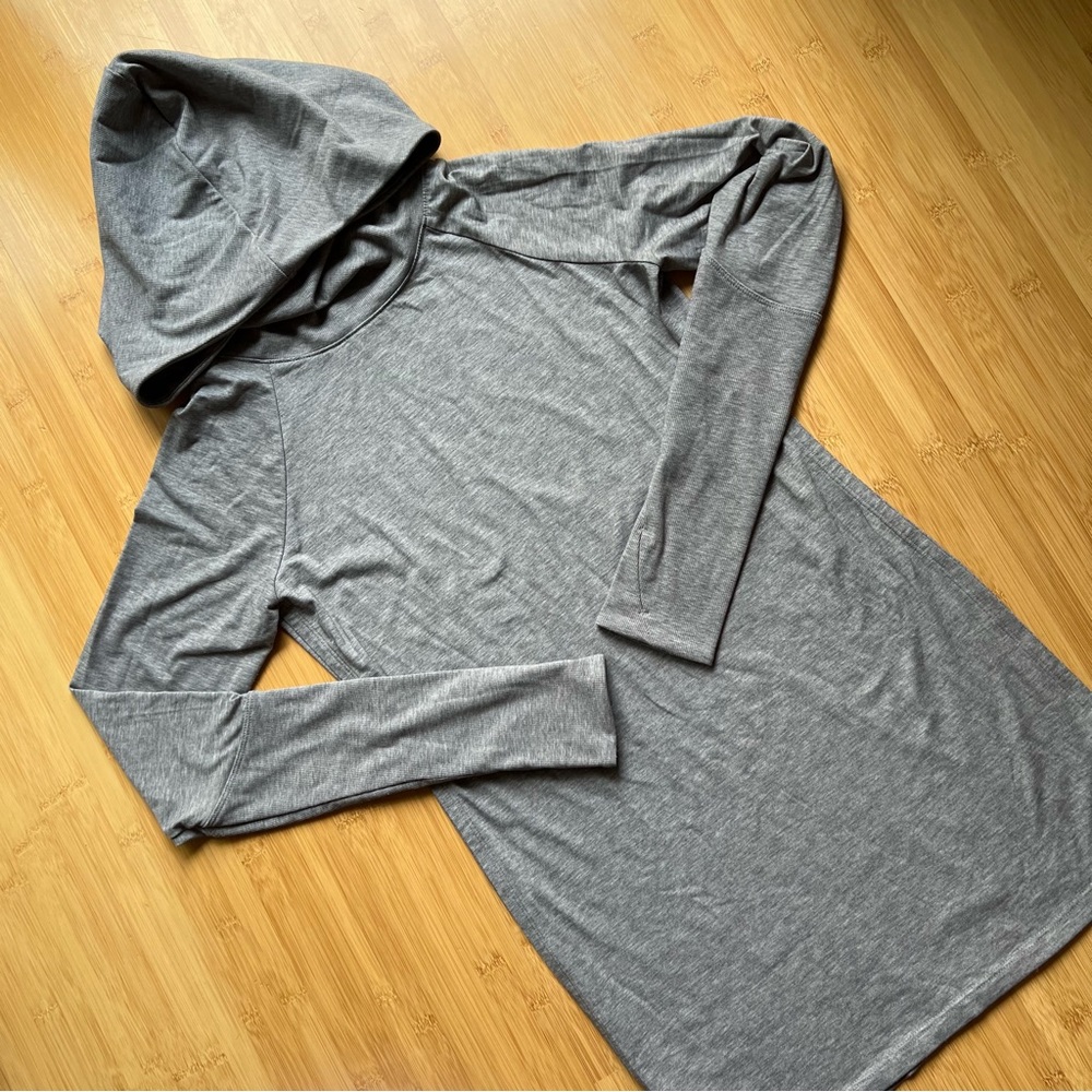 Athleta Gray Hooded Long-Sleeve Tunic